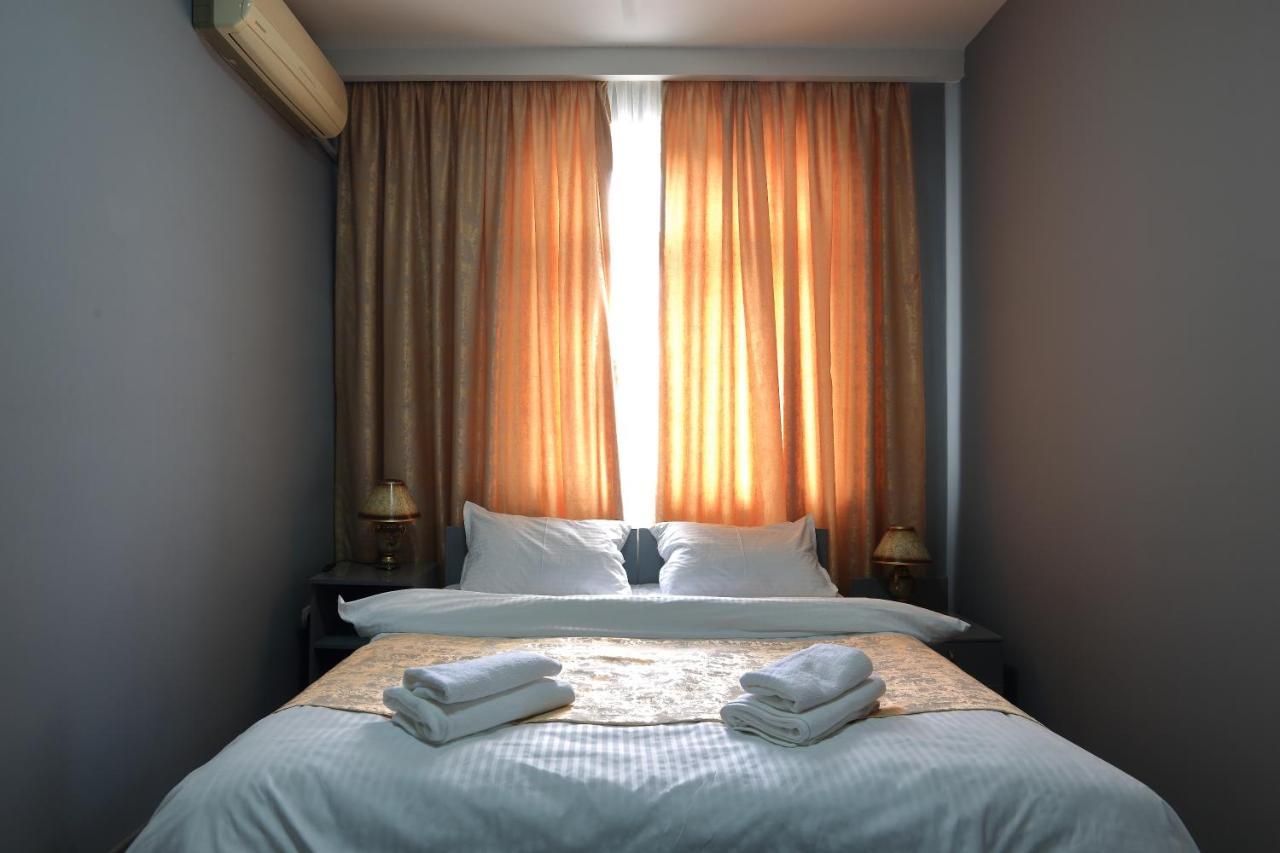 Hotel Evita Tasjkent Buitenkant foto
